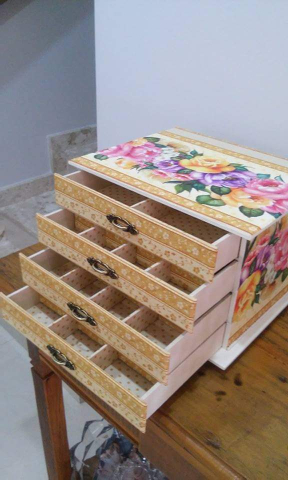 Caixa 4 Gavetas com Divisoria Papel Decorativo