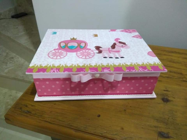 Caixa Tema Infantil Rosa 6 divisórias