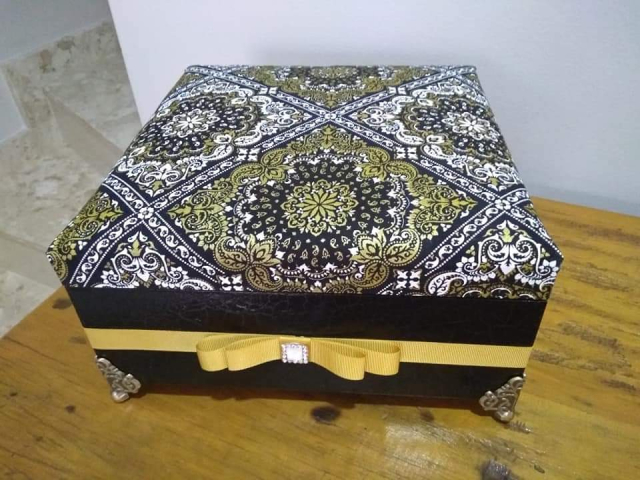 Caixa Sem Divisória Estampa, Base Pintura Sem fecho