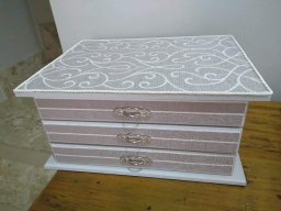 Caixa 3 Gavestas Com Divisórias Estampa Branca